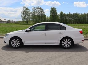 Volkswagen Jetta - 2012