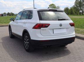 Volkswagen Tiguan - 2018
