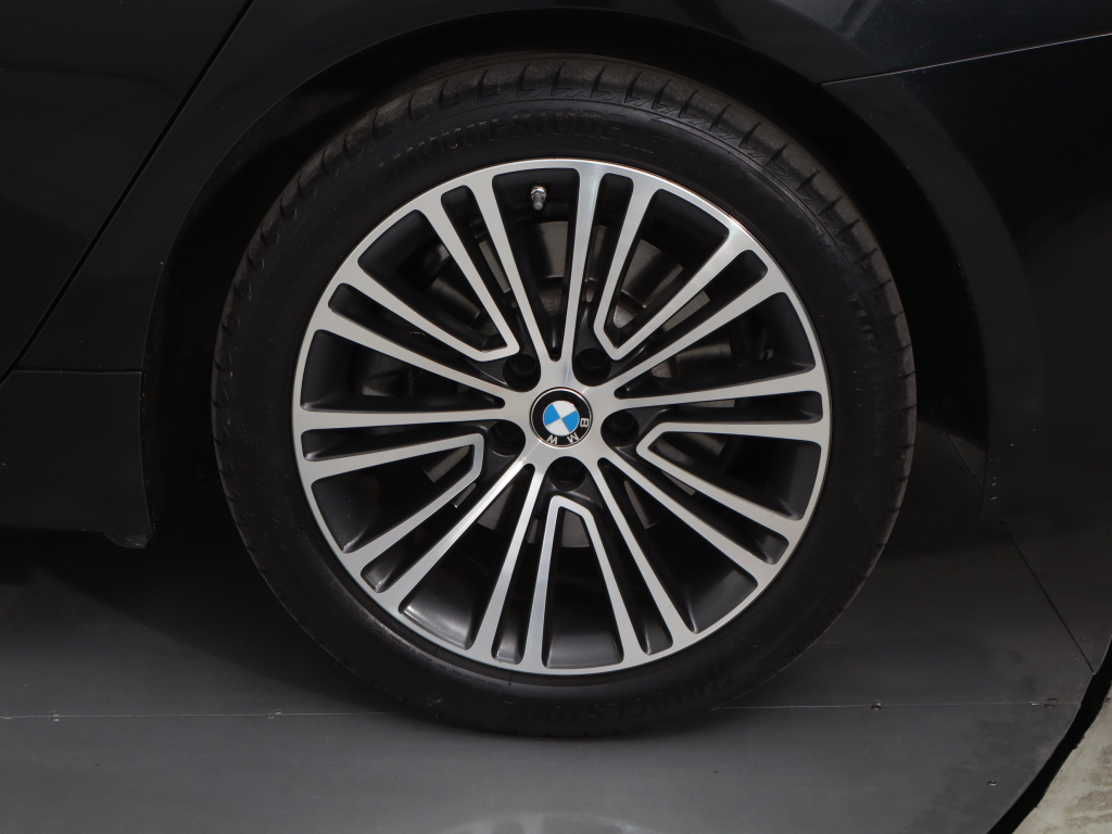 BMW 5