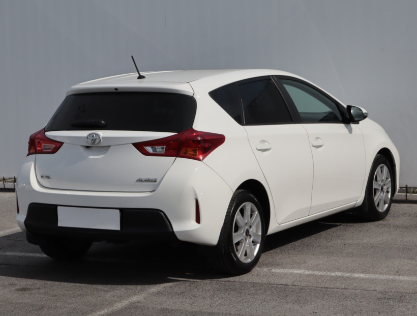 Toyota Auris, 2014