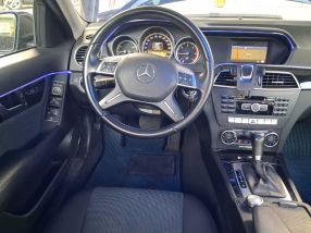 Mercedes-Benz C - 2012