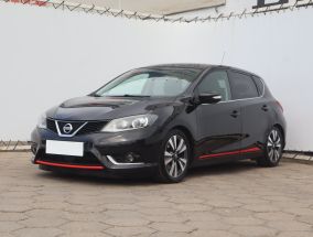Nissan Pulsar - 2015