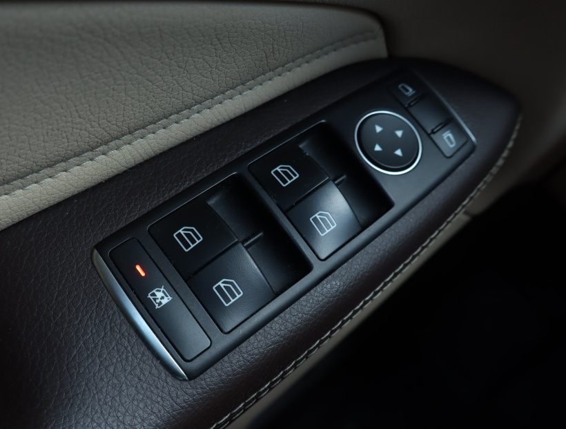 Mercedes-Benz GLE, 2016