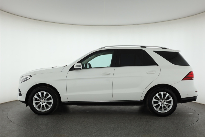 Mercedes-Benz GLE, 2016