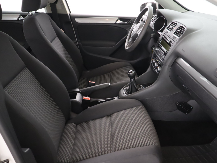 Volkswagen Golf, 2010
