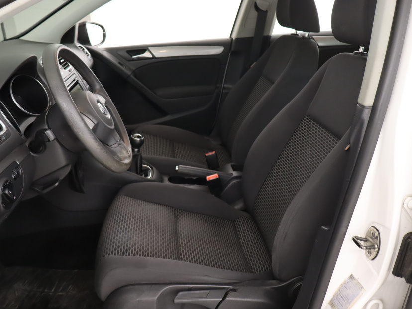 Volkswagen Golf, 2010