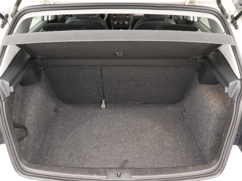 Volkswagen Golf, 2010