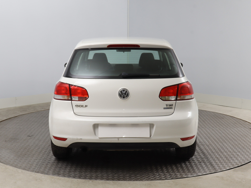 Volkswagen Golf, 2010