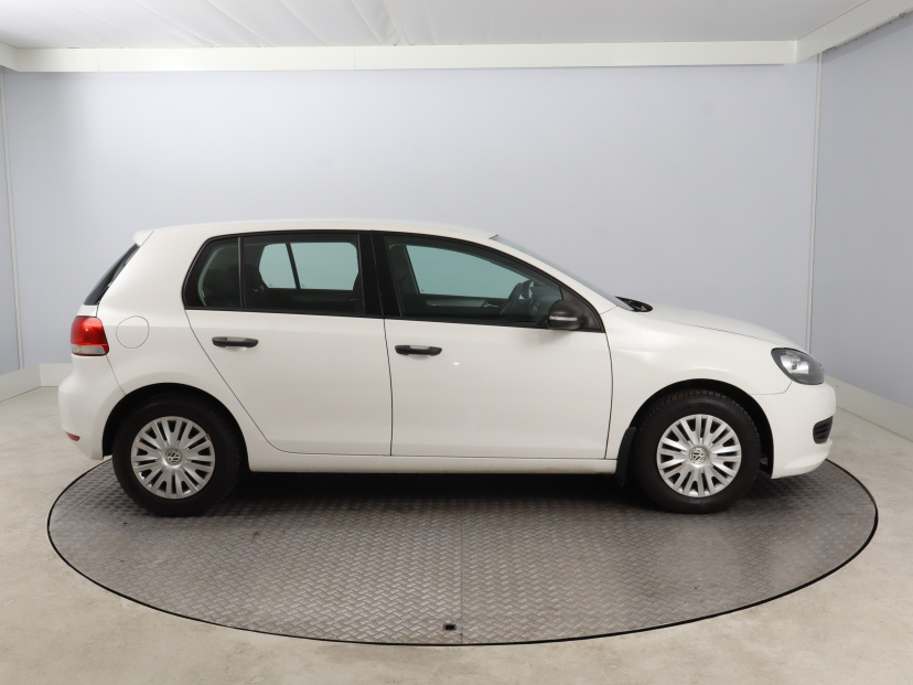 Volkswagen Golf, 2010