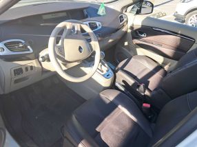 Renault Scenic - 2009