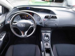Honda Civic - 2010