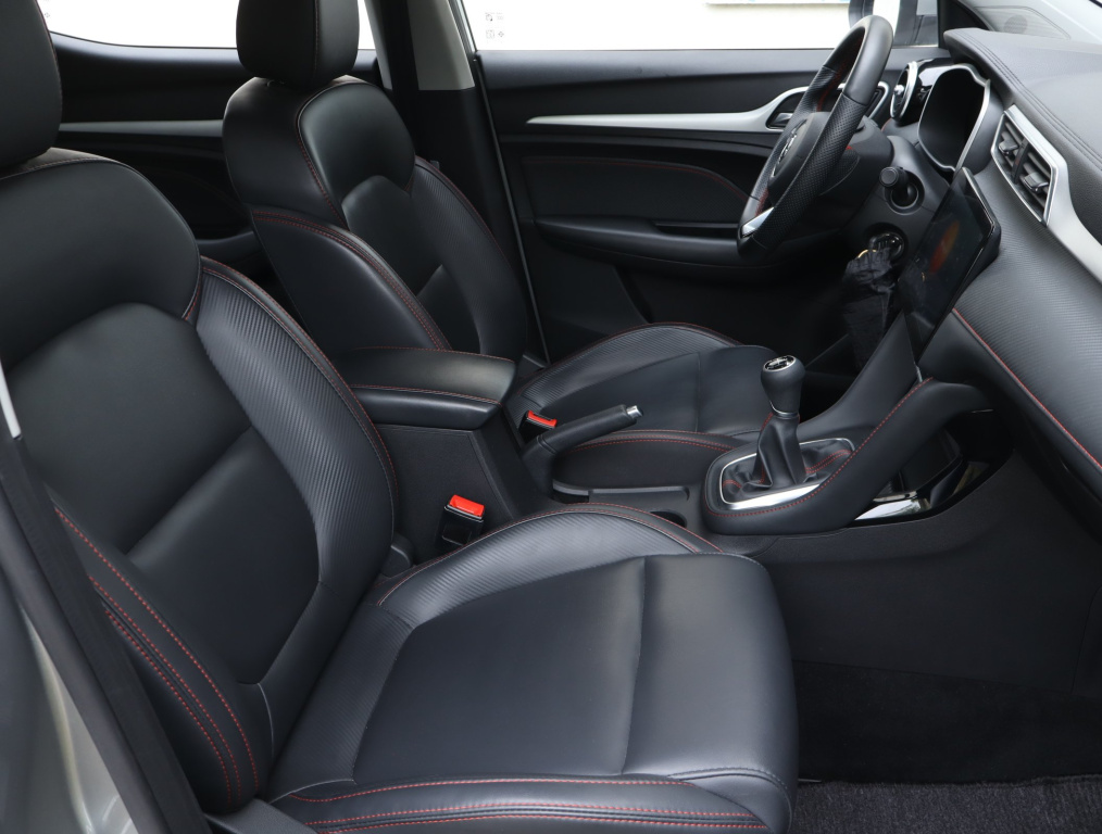 MG ZS SUV