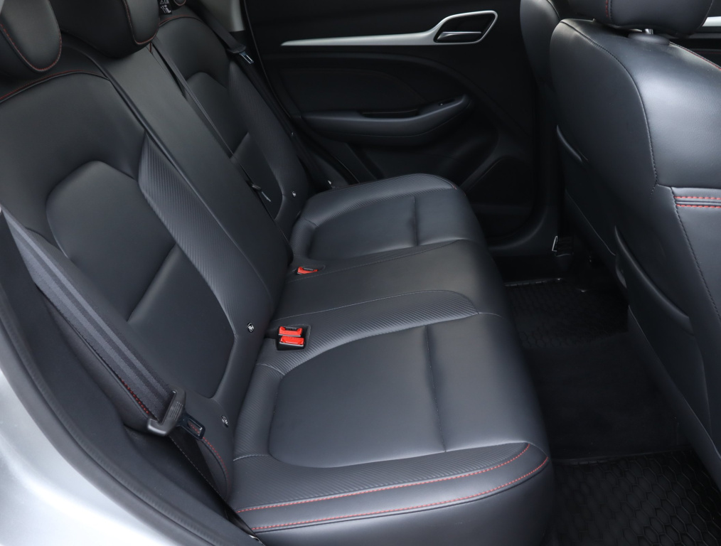 MG ZS SUV