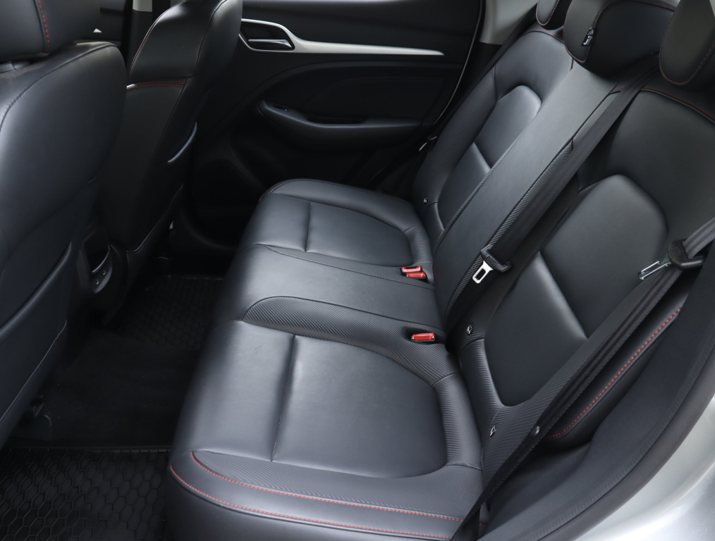 MG ZS SUV