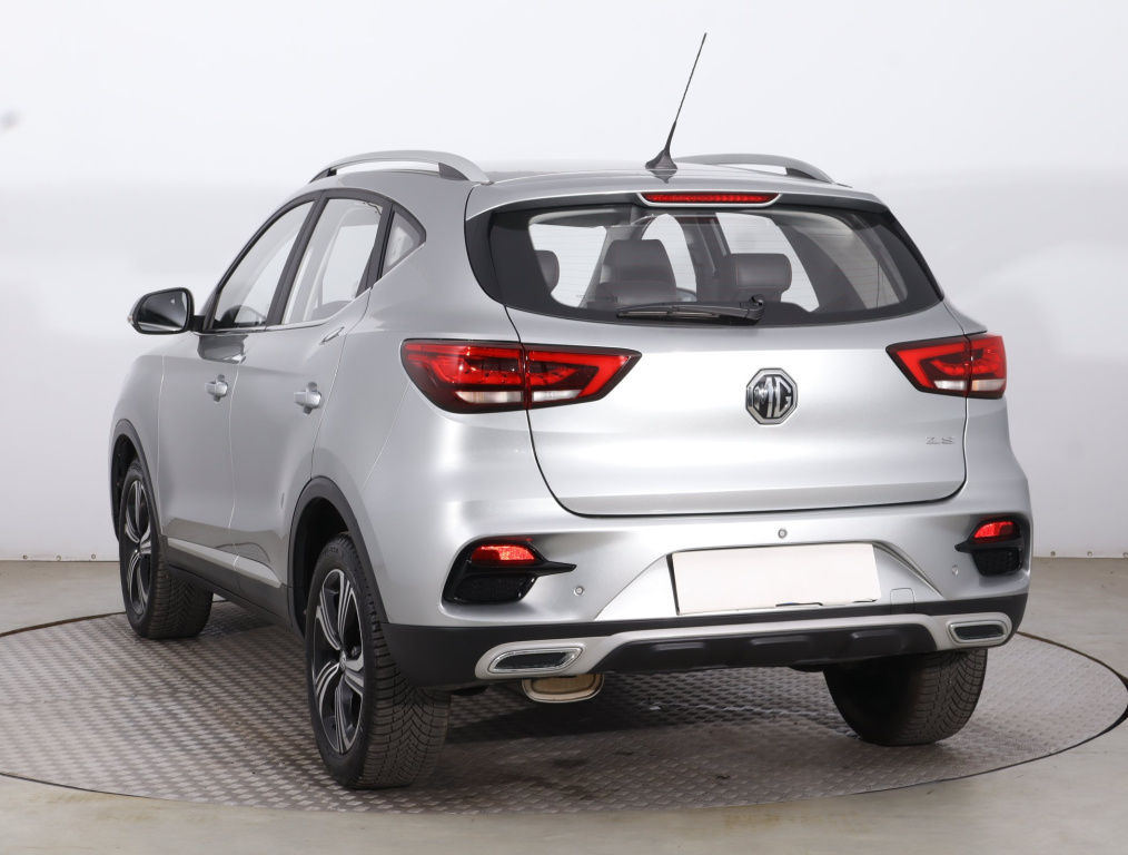 MG ZS SUV