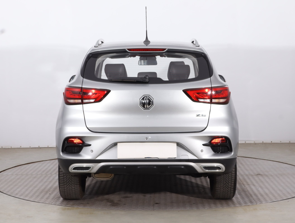 MG ZS SUV