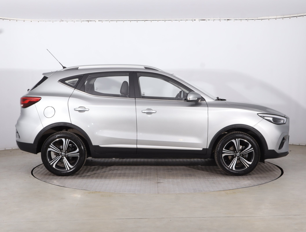 MG ZS SUV