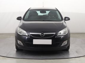 Opel Astra - 2010