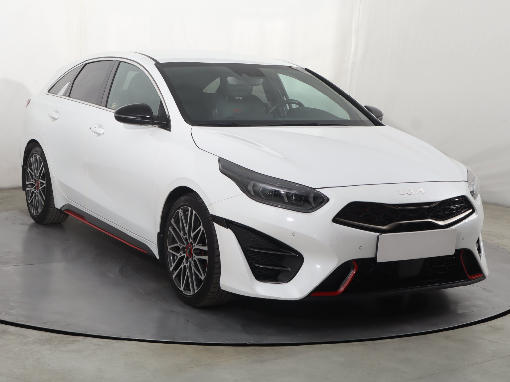 Kia ProCeed