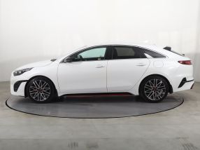 Kia ProCeed - 2022