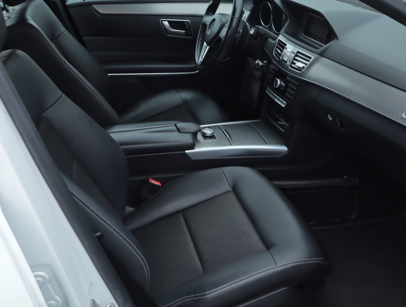 Mercedes-Benz E, 2014
