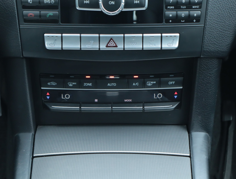 Mercedes-Benz E, 2014