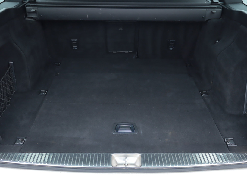 Mercedes-Benz E, 2014