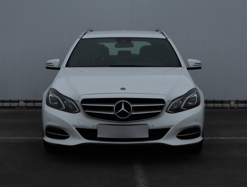 Mercedes-Benz E, 2014