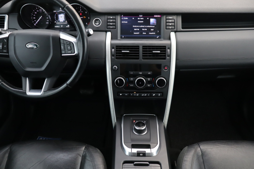 Land Rover Discovery Sport, 2016