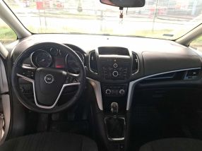 Opel Zafira - 2013
