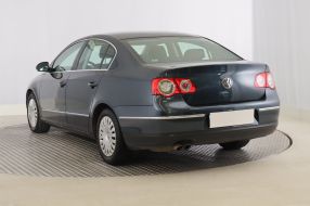 Volkswagen Passat - 2007