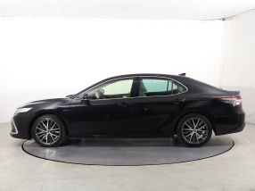 Toyota Camry - 2022