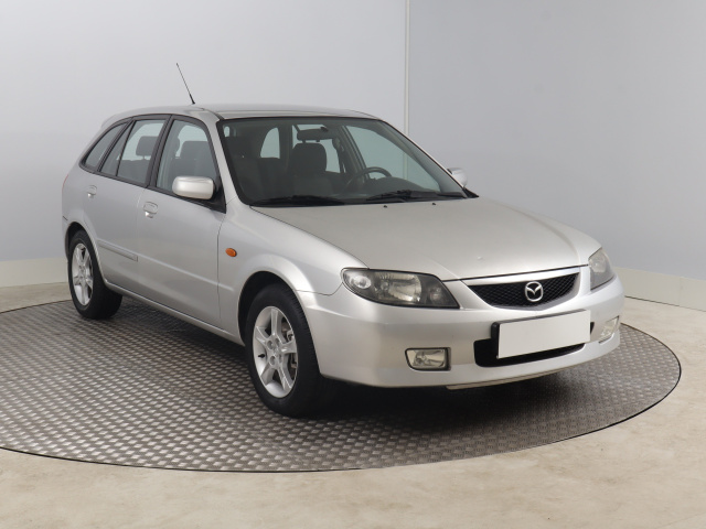 Mazda 323 2002