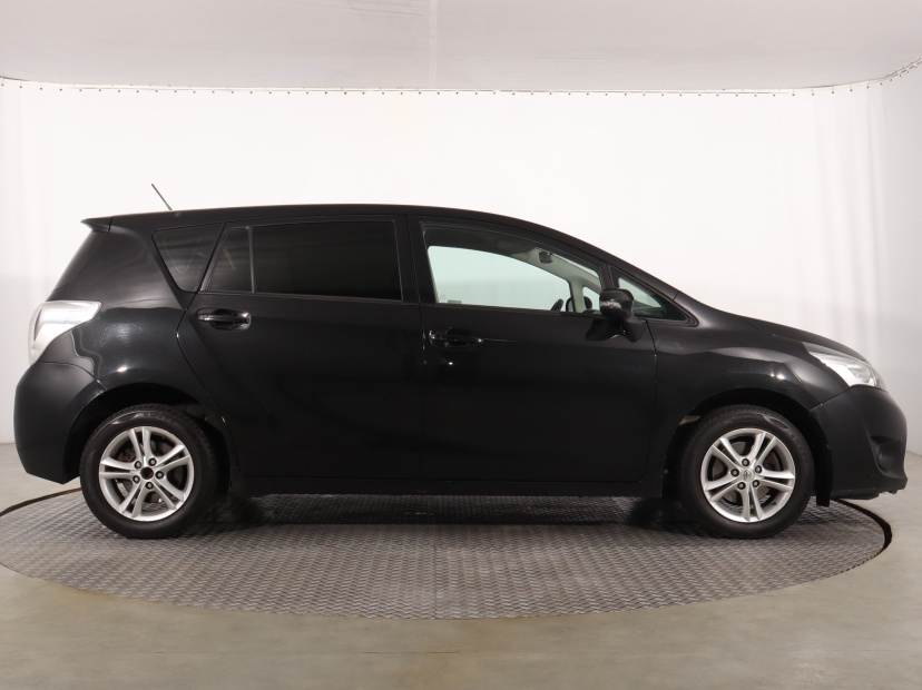Toyota Verso, 2017