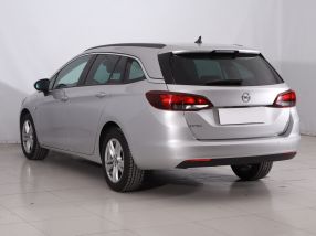 Opel Astra - 2016