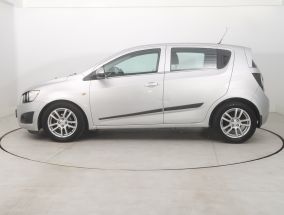 Chevrolet Aveo - 2012