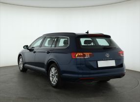 Volkswagen Passat - 2021