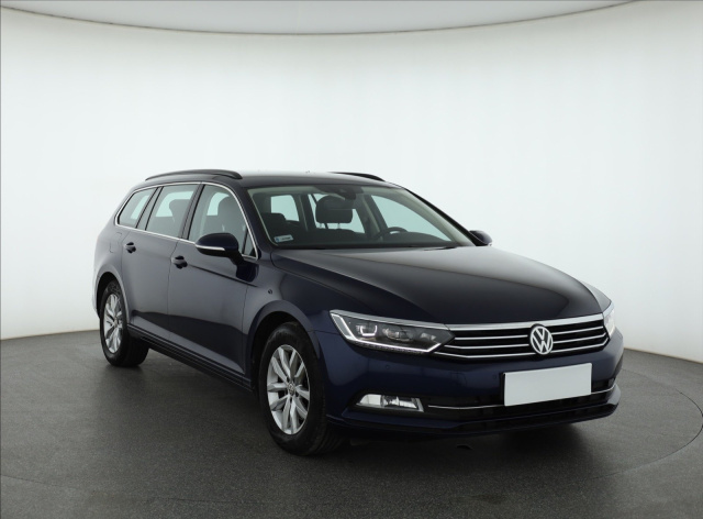 Volkswagen Passat 2021