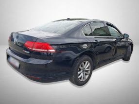 Volkswagen Passat - 2015
