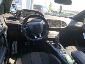 Peugeot 308 - 2016