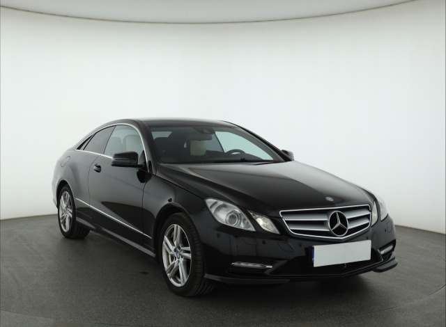 Mercedes-Benz E 2012