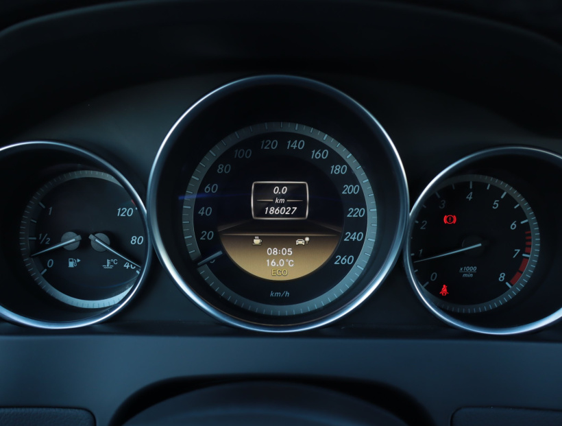 Mercedes-Benz C, 2011