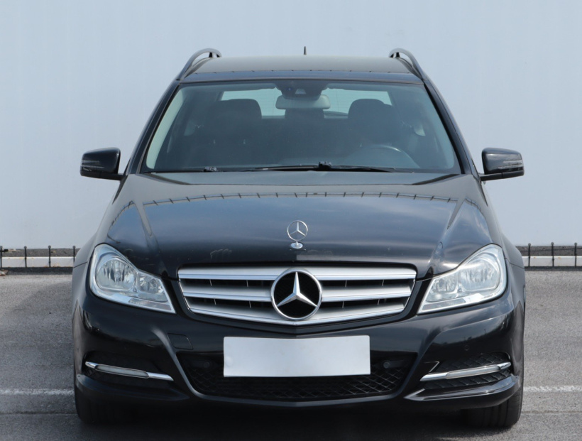 Mercedes-Benz C, 2011