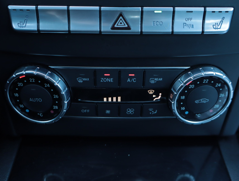 Mercedes-Benz C, 2011