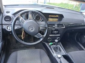 Mercedes-Benz C - 2011