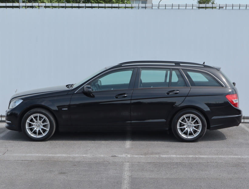 Mercedes-Benz C, 2011