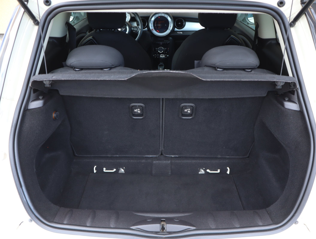 MINI 3-door