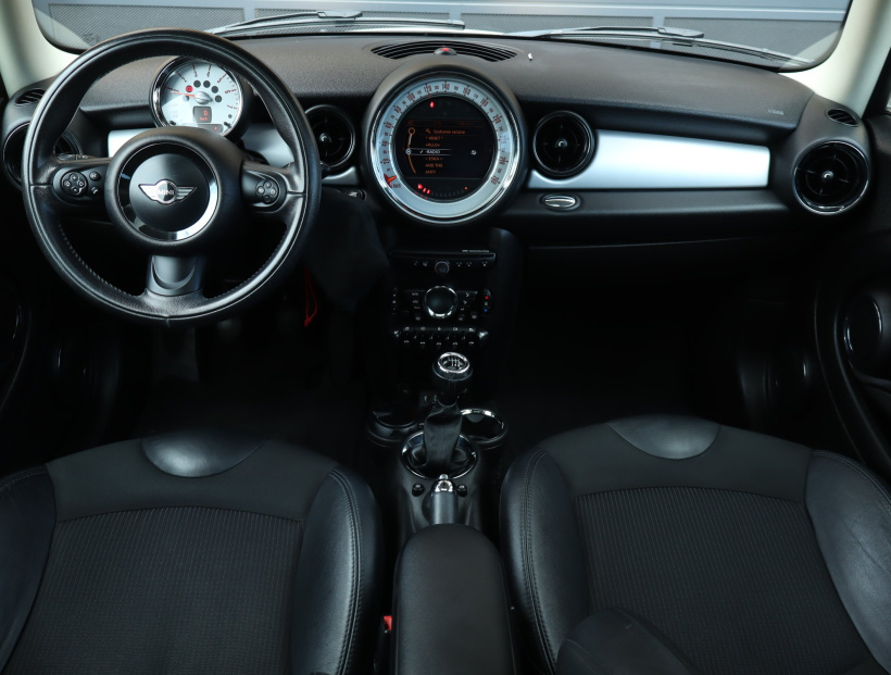 MINI 3-door, 2013