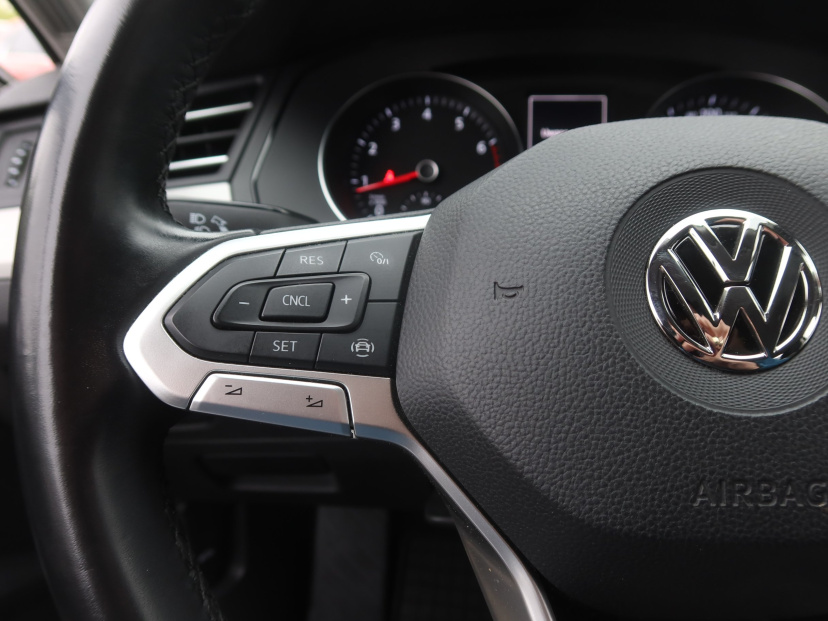 Volkswagen Passat, 2020
