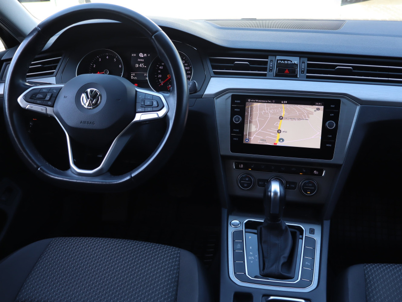Volkswagen Passat, 2020